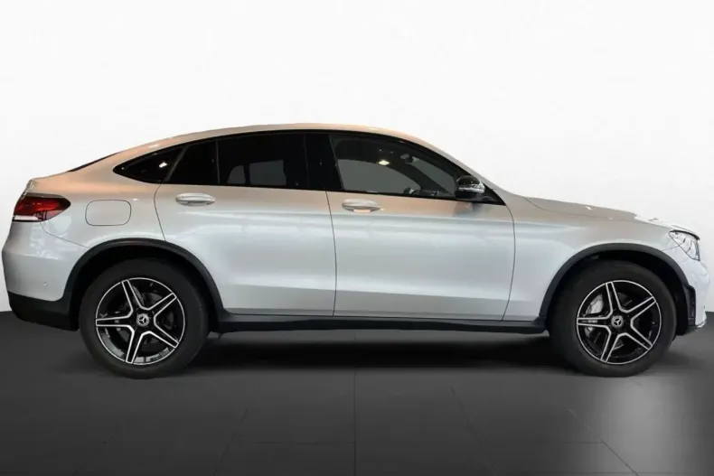 Mercedes-Benz GLC 300 din 2020 cu 69.724 km - oferta MER142075 - foto 2