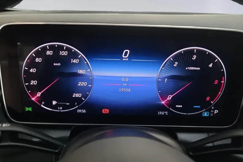 Mercedes-Benz GLC 300 din 2024 cu 19.548 km - oferta MER142077 - foto 12