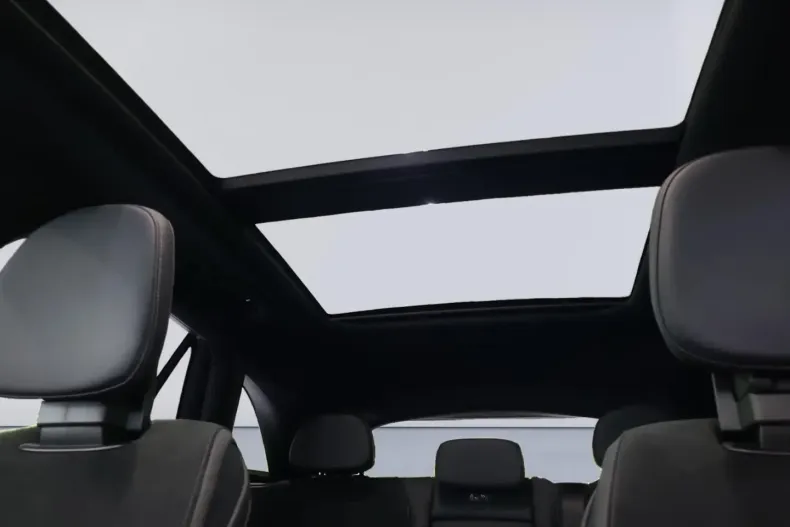 Mercedes-Benz GLC 300 din 2024 cu 19.548 km - oferta MER142077 - foto 13