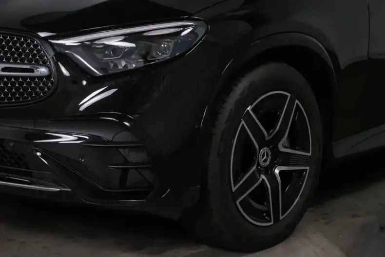 Mercedes-Benz GLC 220 din 2024 cu 15.300 km - oferta MER142081 - foto 3