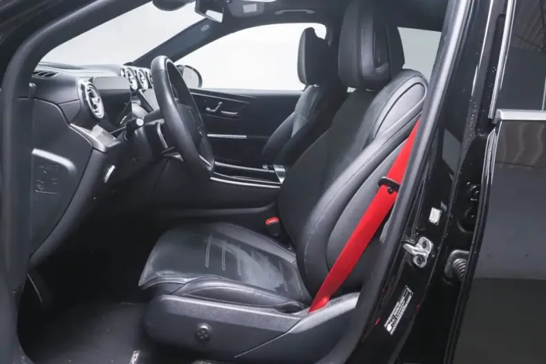 Mercedes-Benz GLC 220 din 2024 cu 15.300 km - oferta MER142081 - foto 5