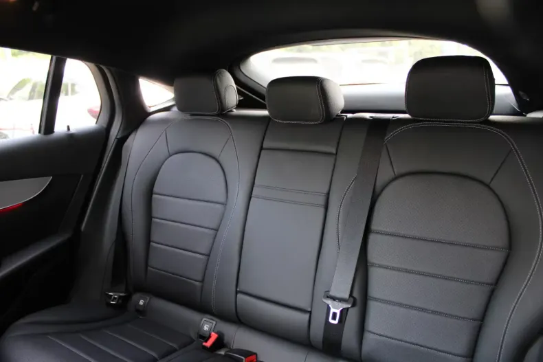 Mercedes-Benz GLC 300 din 2021 cu 66.104 km - oferta MER142089 - foto 7