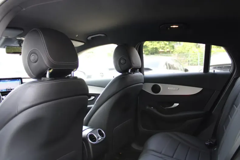 Mercedes-Benz GLC 300 din 2021 cu 66.104 km - oferta MER142089 - foto 11