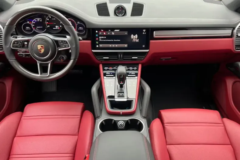 Porsche Cayenne din 2025 cu 50 km - oferta POR142096 - foto 3