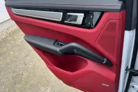 Porsche Cayenne din 2025 cu 50 km - oferta POR142096 - foto 5