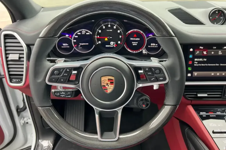 Porsche Cayenne din 2025 cu 50 km - oferta POR142096 - foto 8