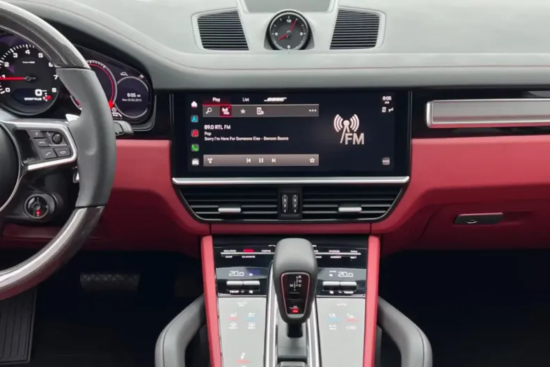 Porsche Cayenne din 2025 cu 50 km - oferta POR142096 - foto 9