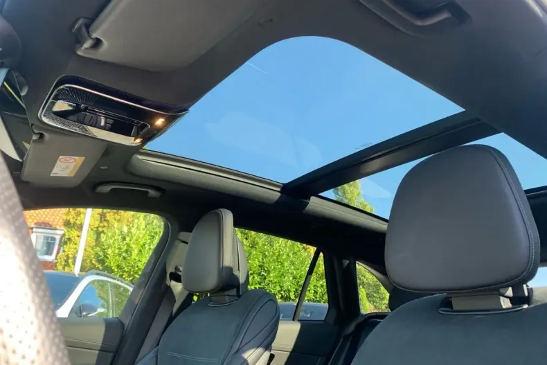 Mercedes-Benz GLC 220 din 2023 cu 32.095 km - oferta MER142098 - foto 13