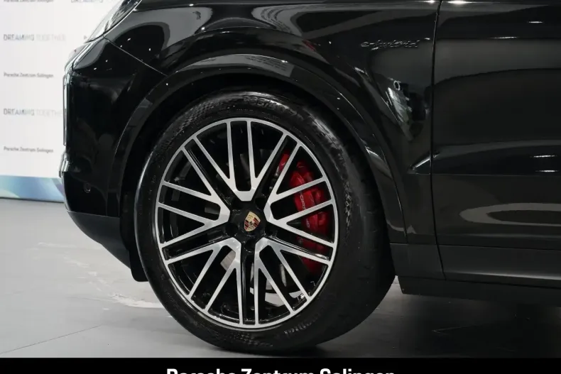 Porsche Cayenne din 2024 cu 23.186 km - oferta POR142099 - foto 10