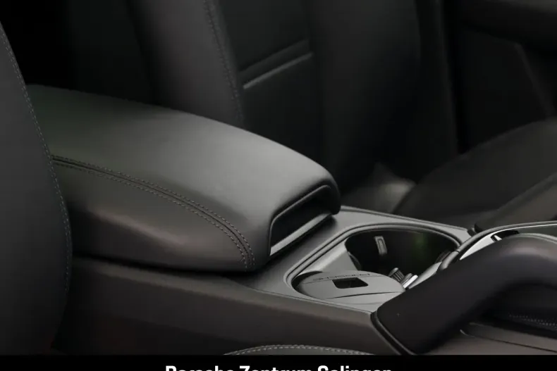 Porsche Cayenne din 2024 cu 23.186 km - oferta POR142099 - foto 25