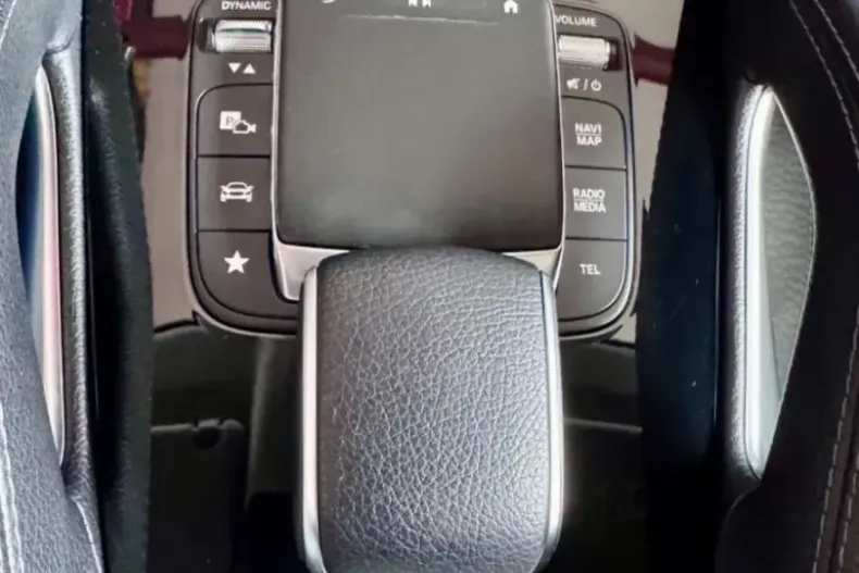 Mercedes-Benz GLE 400 din 2021 cu 54.600 km - oferta MER142104 - foto 12