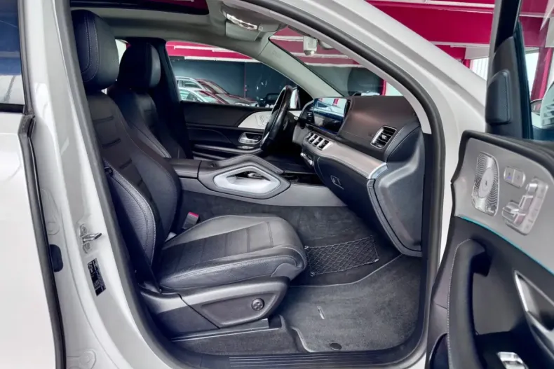 Mercedes-Benz GLE 400 din 2021 cu 54.600 km - oferta MER142104 - foto 19