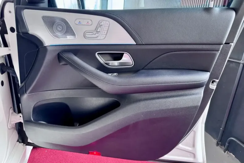 Mercedes-Benz GLE 400 din 2021 cu 54.600 km - oferta MER142104 - foto 22