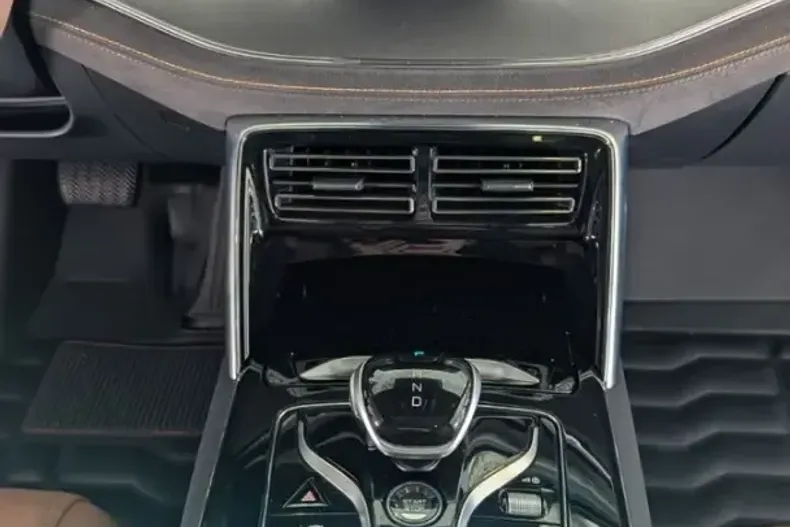 BYD TANG din 2023 cu 15.000 km - oferta BYD142112 - foto 17