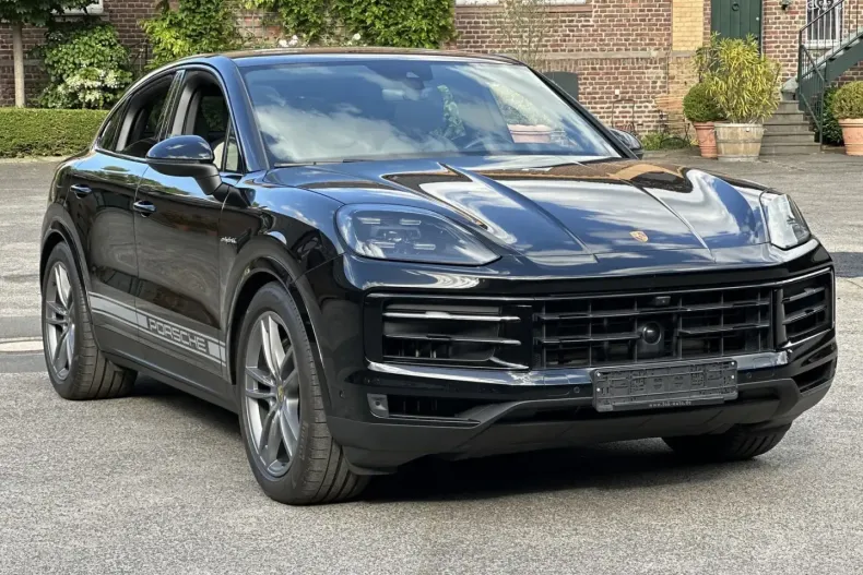 Porsche Cayenne din 2023 cu 23.100 km - oferta POR142117 - foto 9