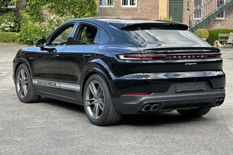 Porsche Cayenne din 2023 cu 23.100 km - oferta POR142117 - foto 18