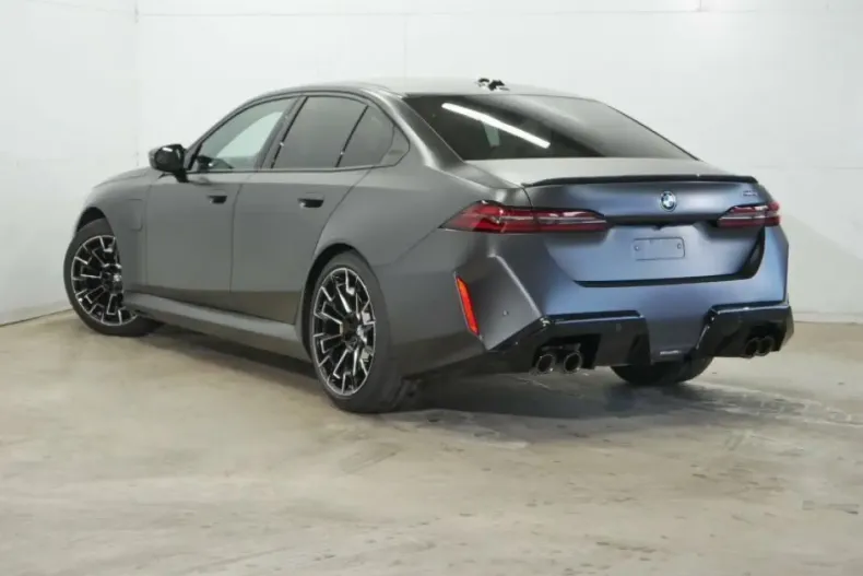 BMW M5 din 2024 cu 14.100 km - oferta BMW142119 - foto 3