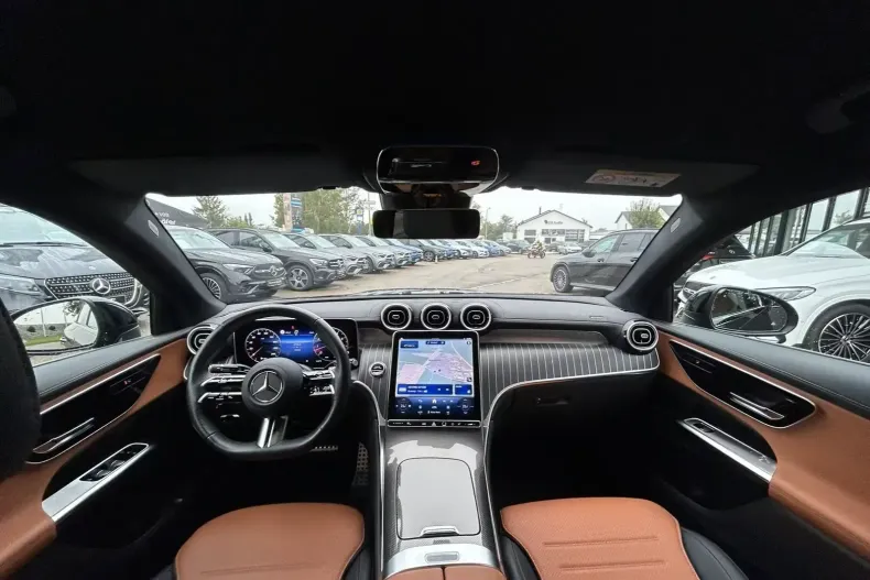 Mercedes-Benz GLC 200 din 2024 cu 16.410 km - oferta MER142122 - foto 4