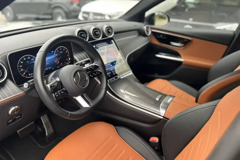 Mercedes-Benz GLC 200 din 2024 cu 16.410 km - oferta MER142122 - foto 8