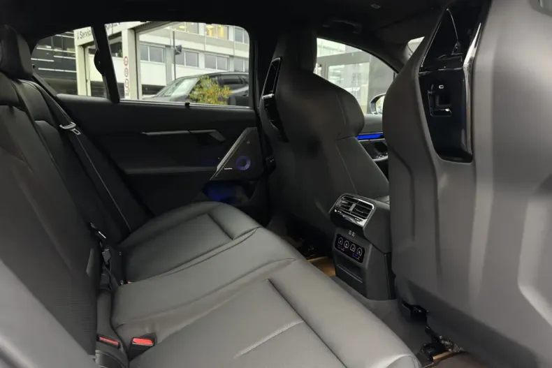 BMW M5 din 2024 cu 3.933 km - oferta BMW142123 - foto 8