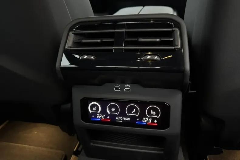 BMW M5 din 2024 cu 3.933 km - oferta BMW142123 - foto 9