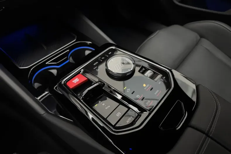 BMW M5 din 2024 cu 3.933 km - oferta BMW142123 - foto 17