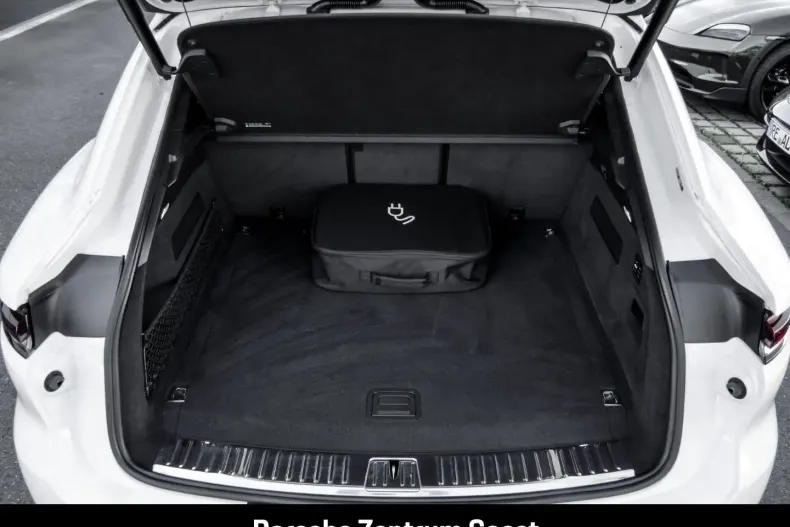 Porsche Cayenne din 2023 cu 12.900 km - oferta POR142131 - foto 24