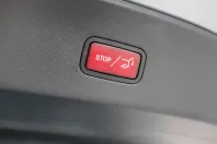 Mercedes-Benz GLC 200 din 2025 cu 9.300 km - oferta MER142134 - foto 4