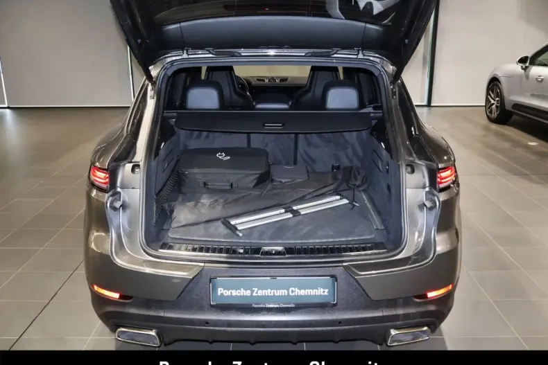 Porsche Cayenne din 2024 cu 29.990 km - oferta POR142135 - foto 24