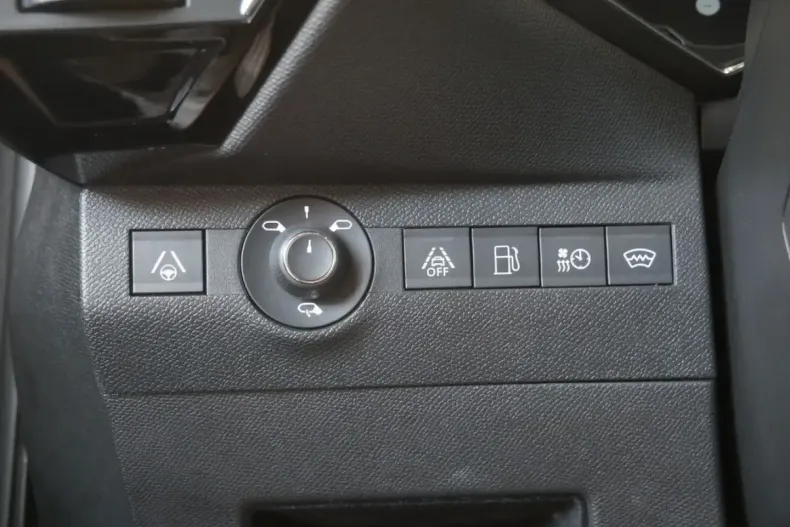 DS Automobiles DS 7 Crossback din 2022 cu 75.000 km - oferta DSA142137 - foto 13