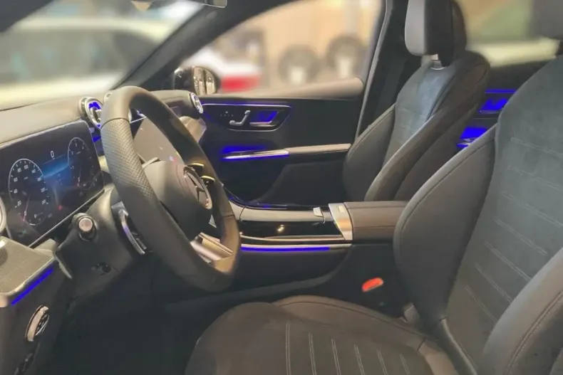 Mercedes-Benz GLC 220 din 2024 cu 3.962 km - oferta MER142138 - foto 6