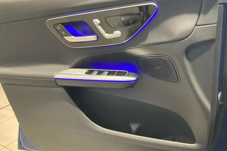 Mercedes-Benz GLC 220 din 2024 cu 3.962 km - oferta MER142138 - foto 7