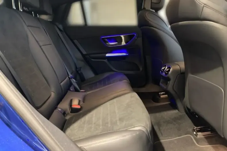 Mercedes-Benz GLC 220 din 2024 cu 3.962 km - oferta MER142138 - foto 9