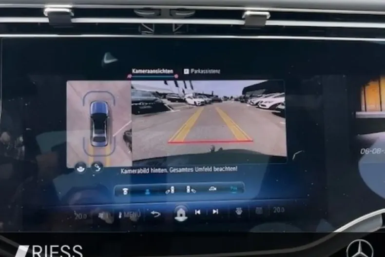 Mercedes-Benz E 220 din 2023 cu 15.466 km - oferta MER142143 - foto 12