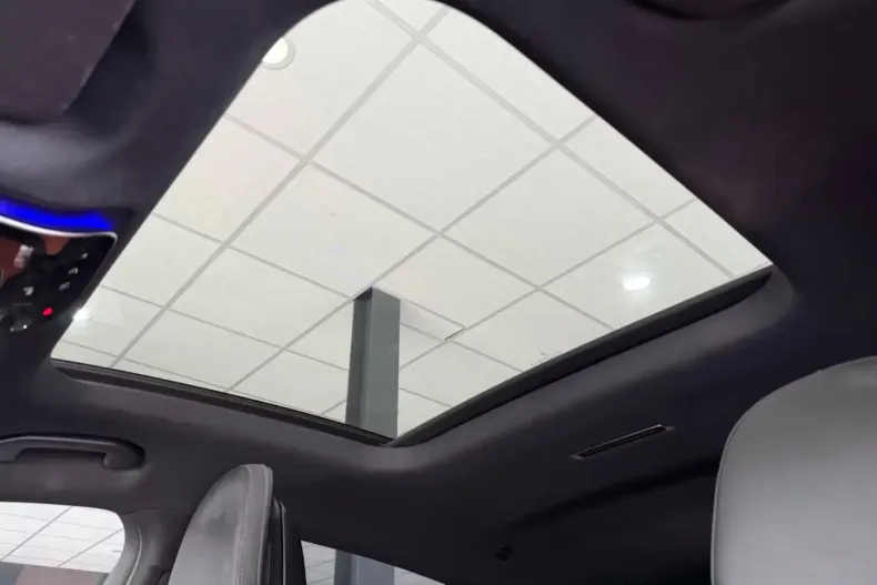 Mercedes-Benz GLC 220 din 2024 cu 87.700 km - oferta MER142149 - foto 4