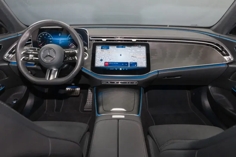 Mercedes-Benz E 200 din 2024 cu 9.233 km - oferta MER142155 - foto 11