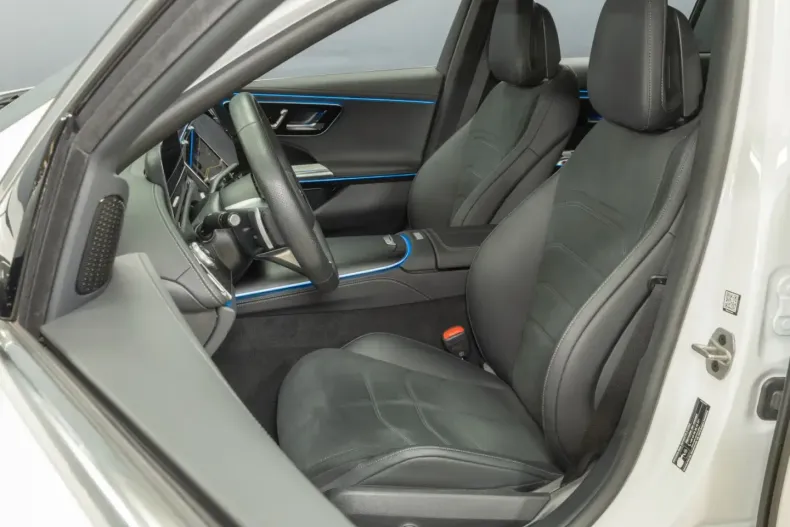 Mercedes-Benz E 200 din 2024 cu 9.233 km - oferta MER142155 - foto 13