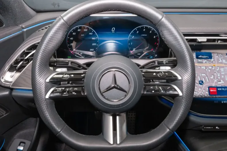 Mercedes-Benz E 200 din 2024 cu 9.233 km - oferta MER142155 - foto 18