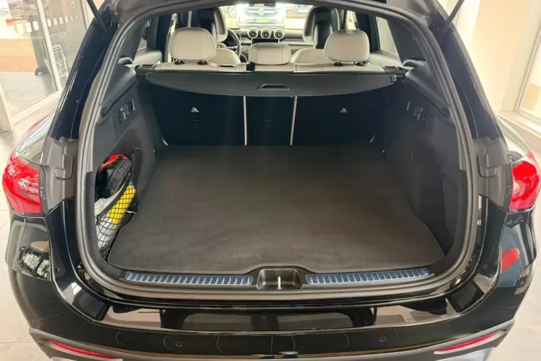 Mercedes-Benz GLC 200 din 2025 cu 13.000 km - oferta MER142162 - foto 4