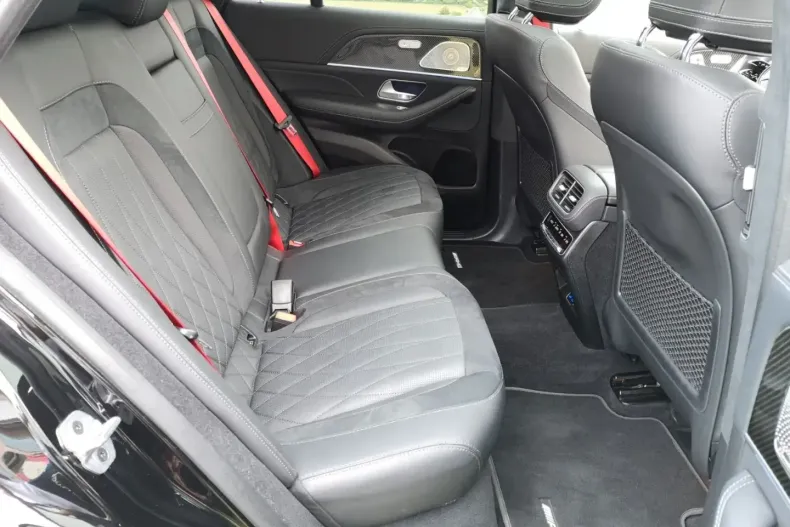 Mercedes-Benz GLE 63 AMG din 2024 cu 18.500 km - oferta MER142167 - foto 13