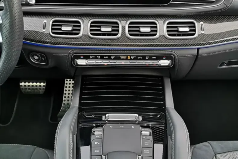 Mercedes-Benz GLE 63 AMG din 2024 cu 18.500 km - oferta MER142167 - foto 26