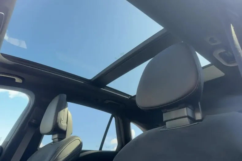 Mercedes-Benz GLC 220 din 2024 cu 15.650 km - oferta MER142173 - foto 13