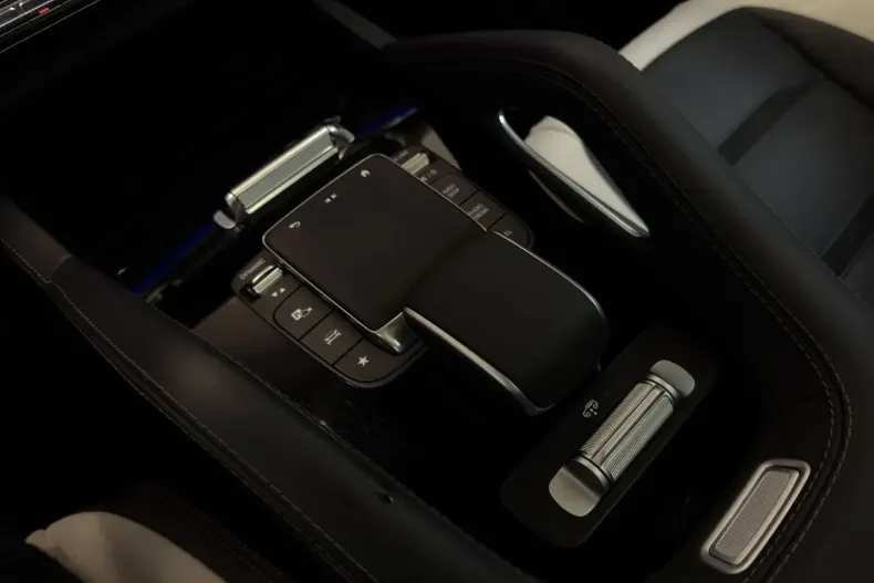 Mercedes-Benz GLE 63 AMG din 2024 cu 24.555 km - oferta MER142183 - foto 16