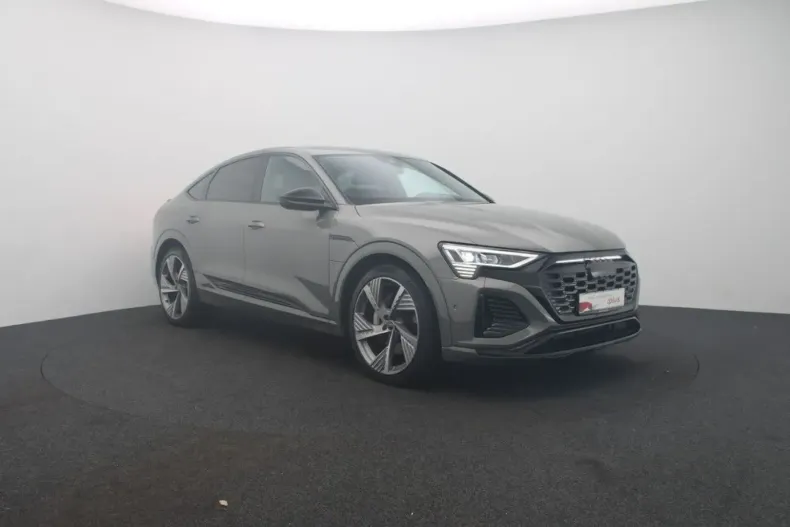 Audi Q8 din 2023 cu 29.683 km - oferta AUD142190 - foto 1