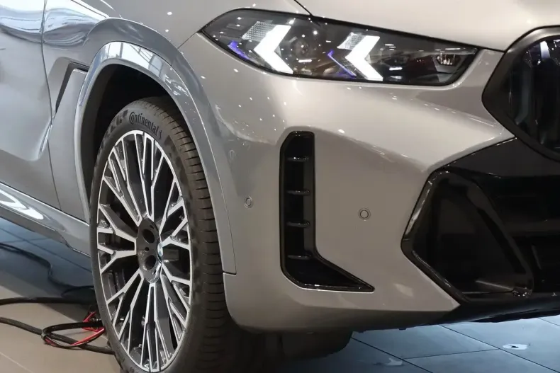 BMW X6 din 2025 cu 3.602 km - oferta BMW142193 - foto 3