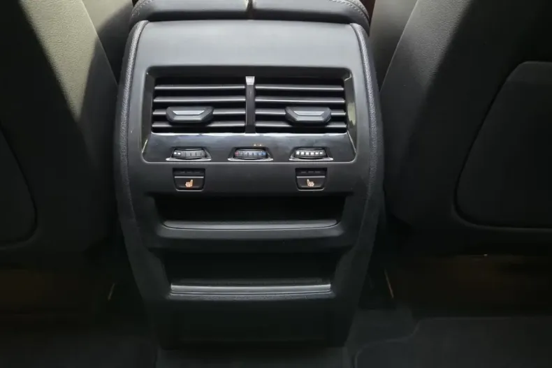 BMW X6 din 2025 cu 5.888 km - oferta BMW142195 - foto 5