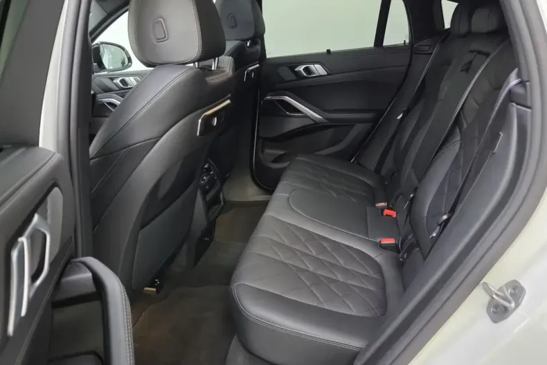 BMW X6 din 2025 cu 5.888 km - oferta BMW142195 - foto 7