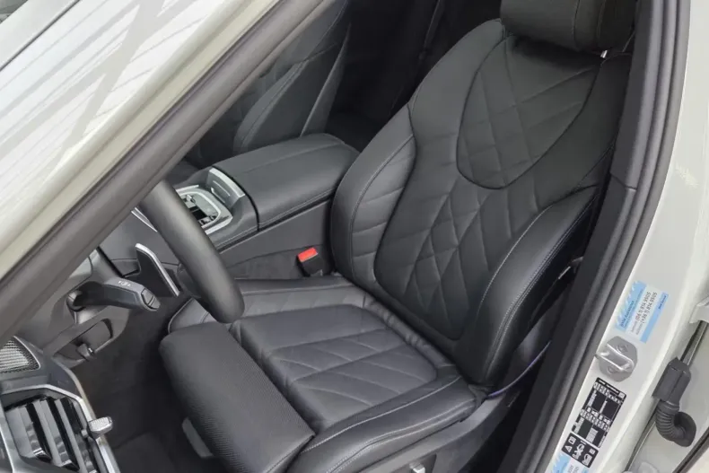 BMW X6 din 2025 cu 5.888 km - oferta BMW142195 - foto 12