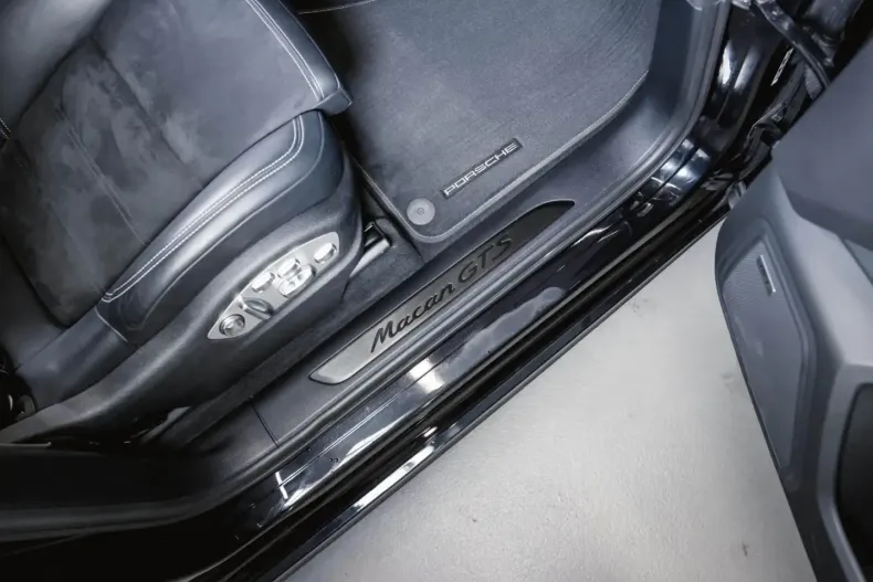 Porsche Macan din 2021 cu 65.500 km - oferta POR142197 - foto 28