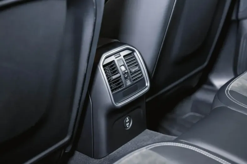 Porsche Macan din 2021 cu 65.500 km - oferta POR142197 - foto 46